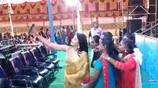 Actress 'Mrinalini Ravi' came to the college anniversary - a dance song celebration with the students!