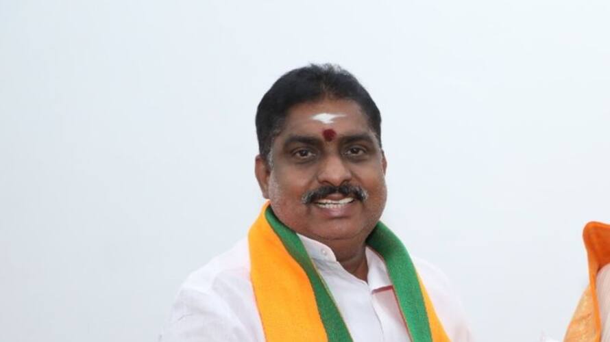 minister namasivayam distribute free cycles for school students in puducherry minister namasivayam distribute free cycles for school students in puducherry