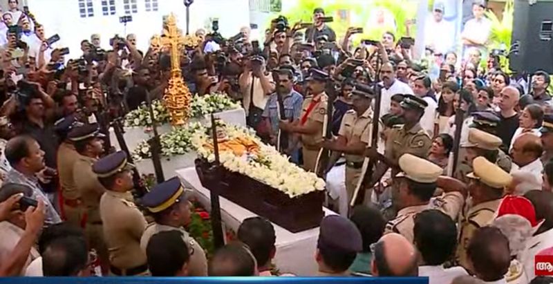 late malayalam film actor innocent last journey nrn