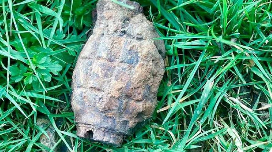 nine year boy unearthed world war two grenade rlp nine year boy unearthed world war two grenade rlp