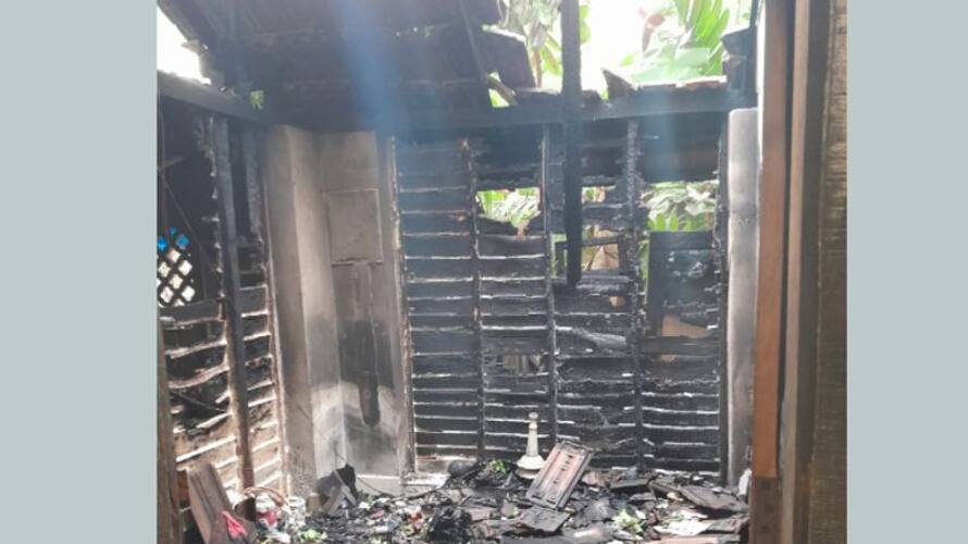 Haripad house caught fire and 80 percent damaged ppp Haripad house caught fire and 80 percent damaged ppp