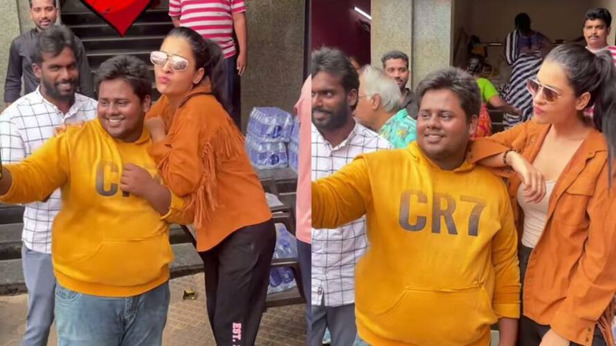 heroine payal rajput hugs a fan who asked for selfie ksr heroine payal rajput hugs a fan who asked for selfie ksr