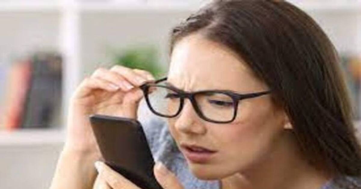 ஸ்மார்ட்  ஃபோன் விஷன் சின்ட்ரோம் பாதிப்பு வராமல் இருக்க 20:20:20 விதியை ஃபாலோ பண்ணுங்க!