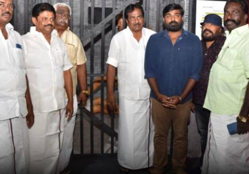 After visiting the Chief Minister photo exhibition Vijay Sethupathi  about the Rohini theater issue
