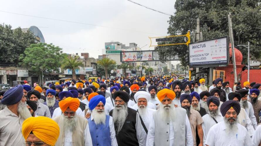 Release innocent Sikh youths SGPC demands amid Punjab police crackdown against Amritpal Singh snt Release innocent Sikh youths SGPC demands amid Punjab police crackdown against Amritpal Singh snt