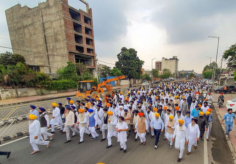 Release innocent Sikh youths SGPC demands amid Punjab police crackdown against Amritpal Singh snt