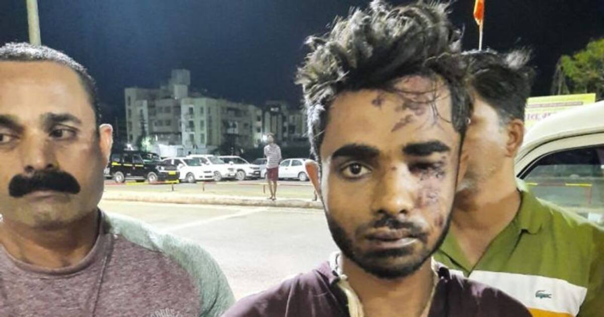 கோழிக்கோடு - கண்ணூர் எக்ஸ்பிரஸ் ரயிலில் பயணிகளுக்கு தீவைப்பு; ஒருவர் கைது!!