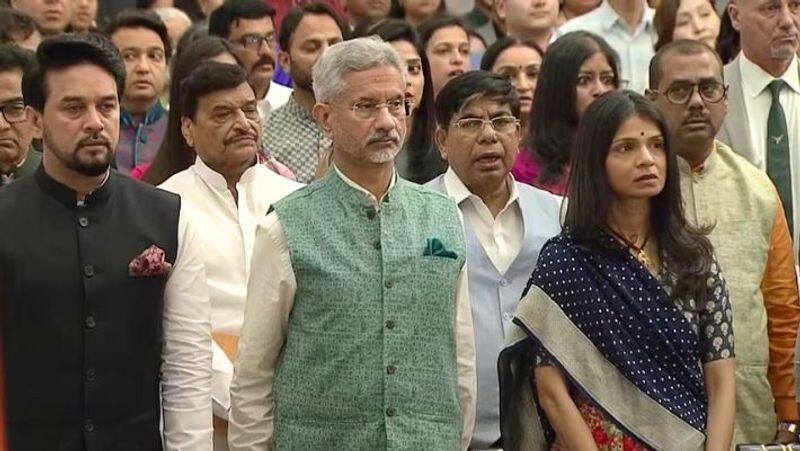 Akshata Murty spotted at Padma awards ceremony, moved to front row