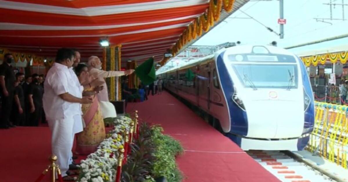 ஐதரபாத்தில் பிரதமர் மோடி.! திருப்பதி டூ செகந்திராபாத் வந்தே பாரத் எக்ஸ்பிரஸ் ரயில் சேவை தொடங்கியது