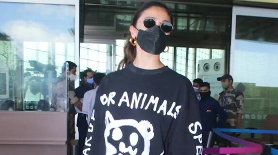 Dumb' Alia Bhatt Trolled For Using Leather Bag While Wearing 'Speak Up For  Animals' Tee