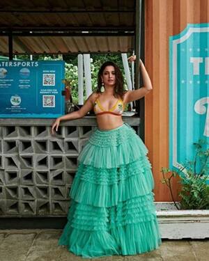 Tamil Actress Tamanna Hot Sex Photos - SIZZLING! Tamannaah Bhatia flaunts cleavage in sexy bralette during photo  shoot