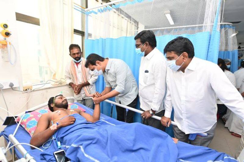  Cheemalapadu  Incident:  KTR, Puvvada  Ajay  call on injured party activists lns