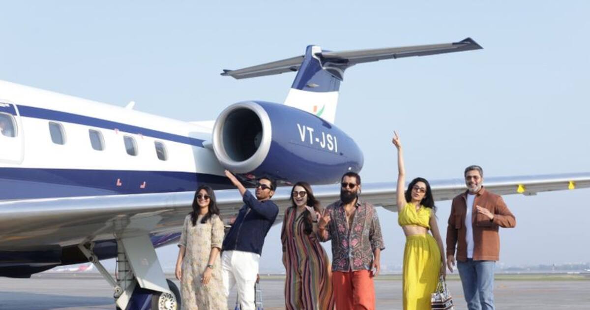 தலைநகரத்தில் சோழர் படை...! விமானத்தின் முன் பொன்னியின் செல்வன் டீம் நடத்திய மாஸ் போட்டோஷூட் இதோ