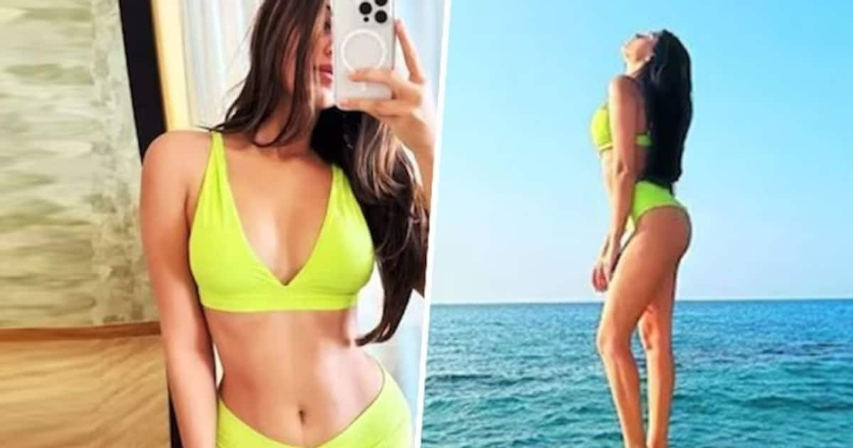 Tara Sutaria Sexy Bikini Photos Actress Mirror Selfie In Neon Green Swimwear Goes Viral See Pics 