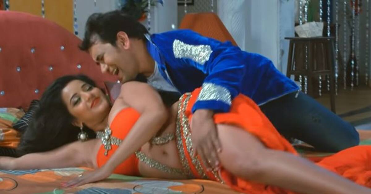 Monalisa Ki Nangi Sexy Video Full Hd - Monalisa SEXY video: Bhojpuri actress, Nirahua's BOLD song 'Hili Palang Ke  Palai' is too hot to handle-WATCH