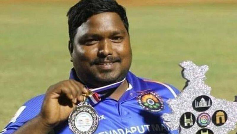 ramanathapuram police case filed against Fake Wheel Chair Indian Cricket Team Captain vinoth babu