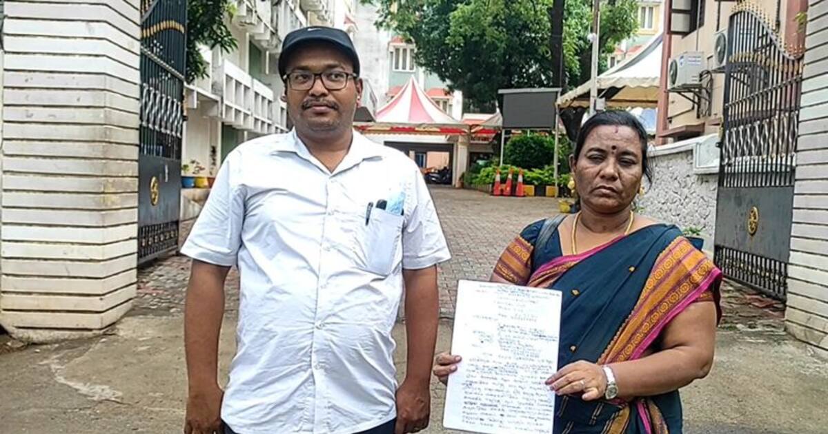 திருமணம் செய்துகொள்வதாக ஆசை வார்த்தை கூறி பணம் பறிப்பு; தமிழ் ஆசிரியர் மீது பெண் பரபரப்பு புகார்