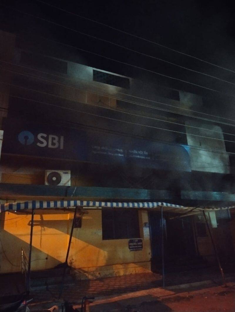 massive fire accident in state bank of india in ariyalur district