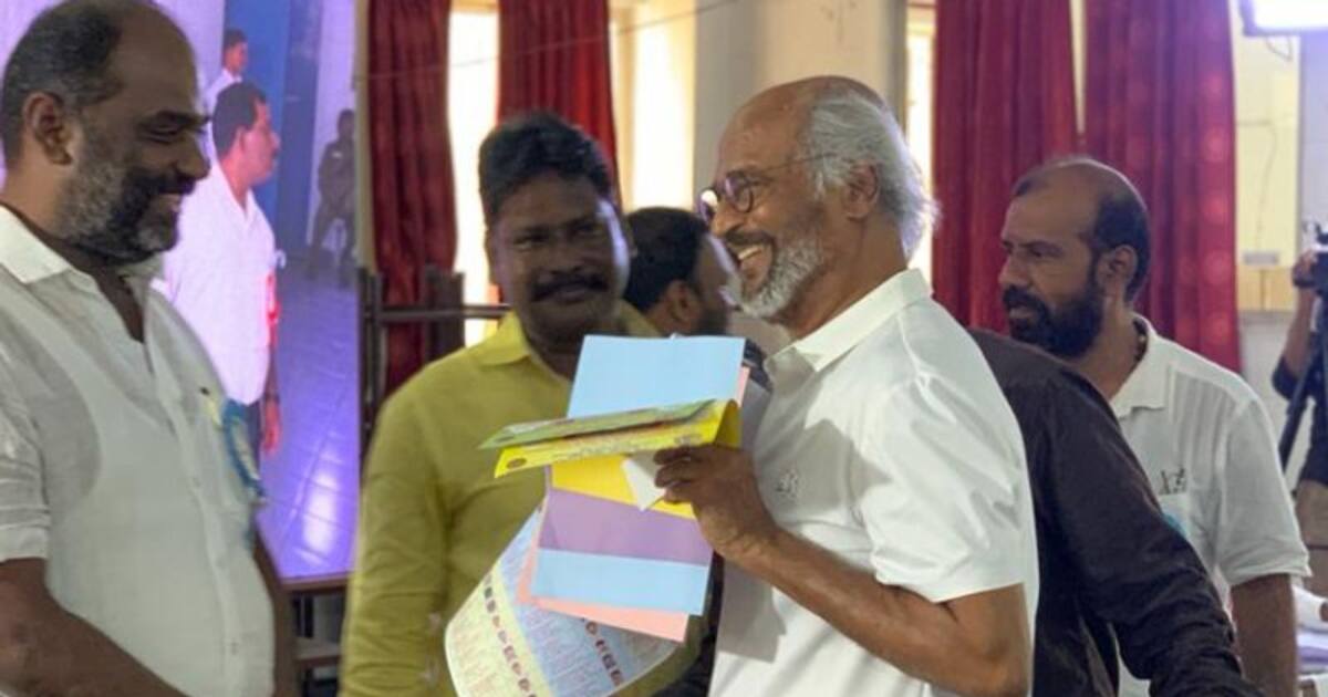 ஆந்திர அரசியலில் புயலை கிளப்பிவிட்டு... சைலண்டாக வந்து தயாரிப்பாளர் சங்க தேர்தலில் வாக்களித்த ரஜினி