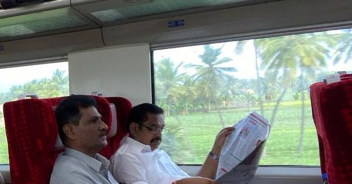 வந்தேபாரத் ரயிலில்  திடீரென பயணம் செய்த எடப்பாடி பழனிச்சாமி..! என்ன காரணம் தெரியுமா.?