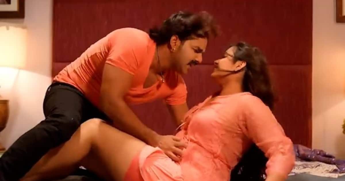 Kajal Antuy Sexy Videos - Kajal Raghwani BOLD video: Bhojpuri actress, Pawan Singh's SEXY bedroom  song shows their hot chemistry-WATCH