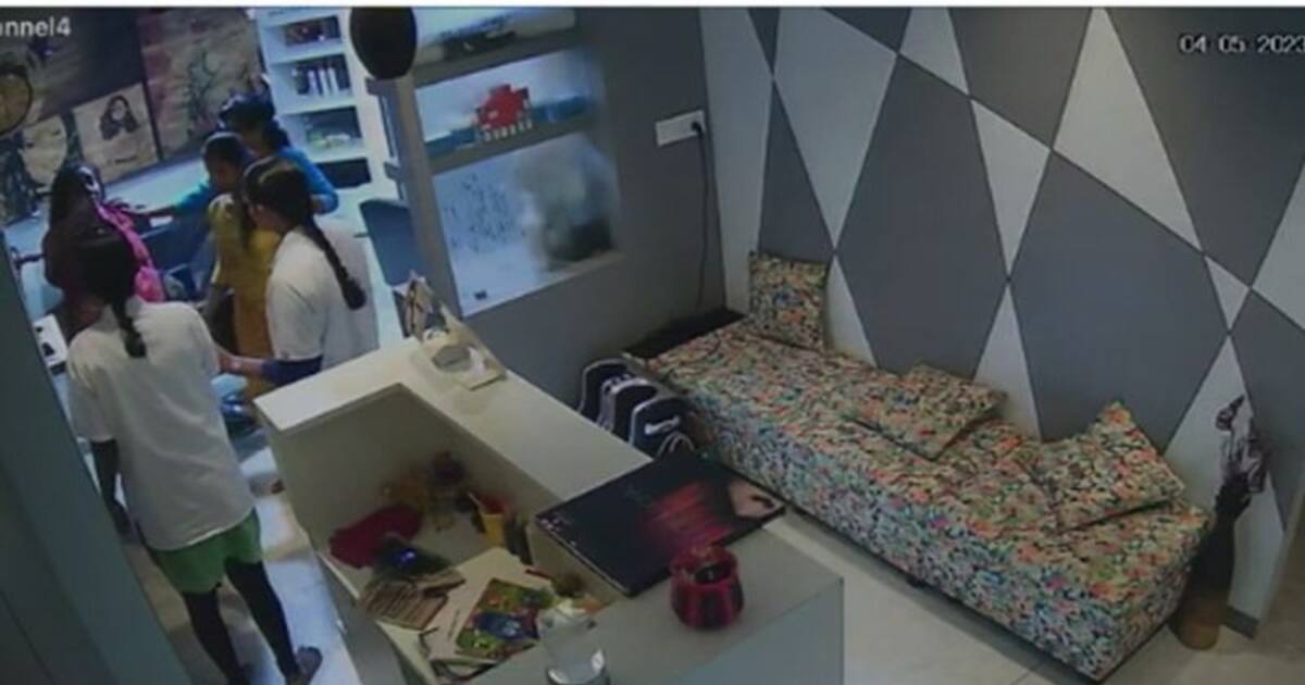 நீ கெட்ட கேட்டுக்கு உனக்கு பியூட்டி பார்லர் கேக்குதா டி? வான்ட்டடாக வம்பு இழுத்து தாக்குதல்! வைரல் வீடியோ.!