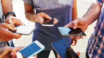 What Indians watch most on smartphones, study finds sensational report-sak What Indians watch most on smartphones, study finds sensational report-sak