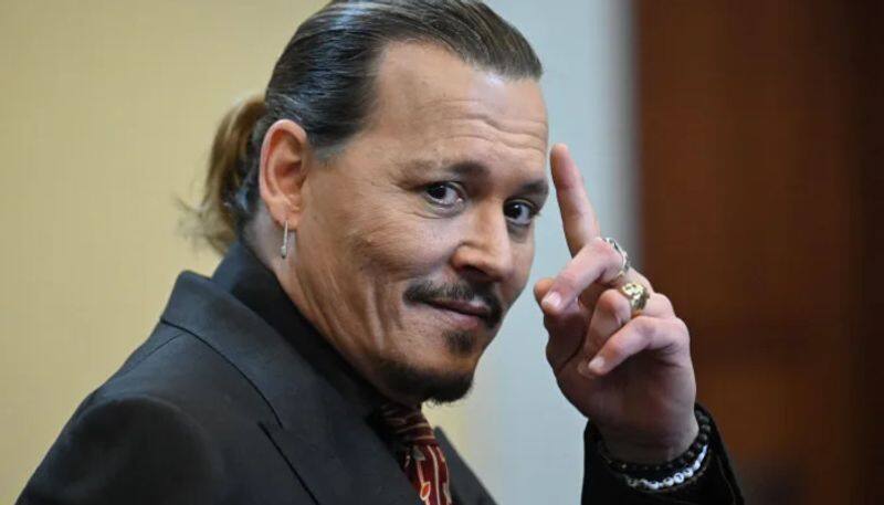 Actor Johnny Depp donates 1 million dollar received from ex wife Amber heard to charity vcs 