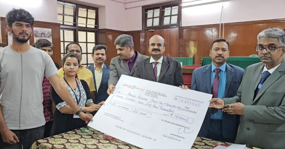 கோவை நீதிமன்ற வளாகத்தில் மக்கள் நீதிமன்றம்; பெரும்பாலானோர் பங்கேற்பு