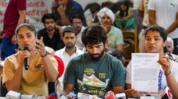 time not decided meeting with government sakshi malik sts