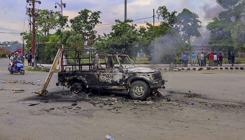 Manipur: Fresh Violence Erupts In Imphal After Houses Set On Fire, Army Called In, Curfew Back