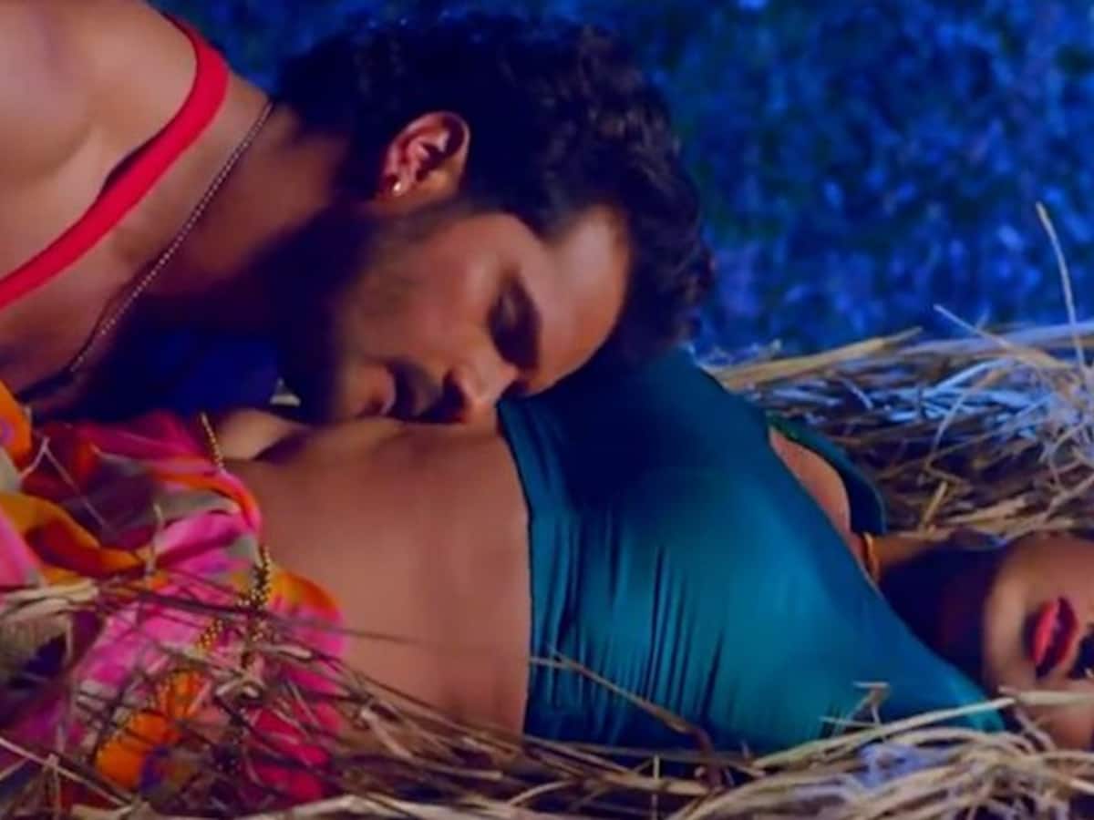 Kajal Ka Bhojpuri Sex - Kajal Raghwani SEXY video: Bhojpuri actress, Khesari Lal's song 'Desi  Machan romance' goes viral-WATCH