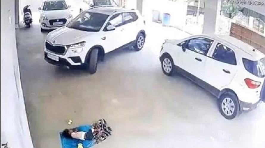 SUV drives over 3 yr old girl sleeping in Hyderabad complex parking area san SUV drives over 3 yr old girl sleeping in Hyderabad complex parking area san
