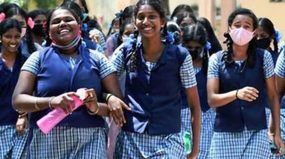 Children in summer vacation mood headed to schools snr Children in summer vacation mood headed to schools snr