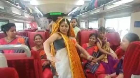 Viral video : Dance Inside Delhi Dehradun Vande Bharat Express rlp