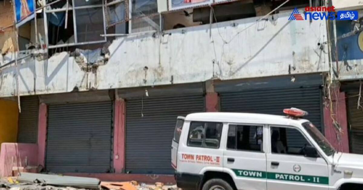 நாகர்கோவிலில் ஒரே கடைக்கு இருவர் போட்டி, தர்ணா! - குழப்பத்தில் போலீசார்!