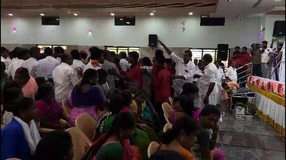 argument in the district dmk meeting push and shove between the two sides in thanjavur argument in the district dmk meeting push and shove between the two sides in thanjavur