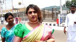 vanitha vijayakumar visit Tirupati temple 