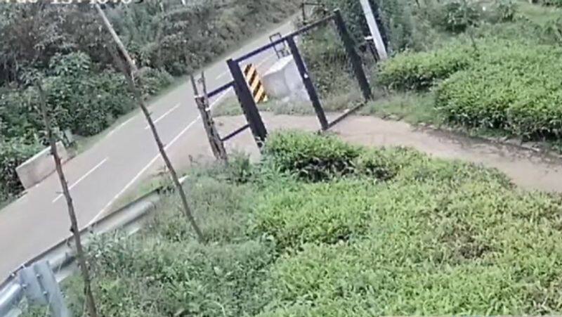 neelagiri Bike accident.. Two college students killed... cctv video released