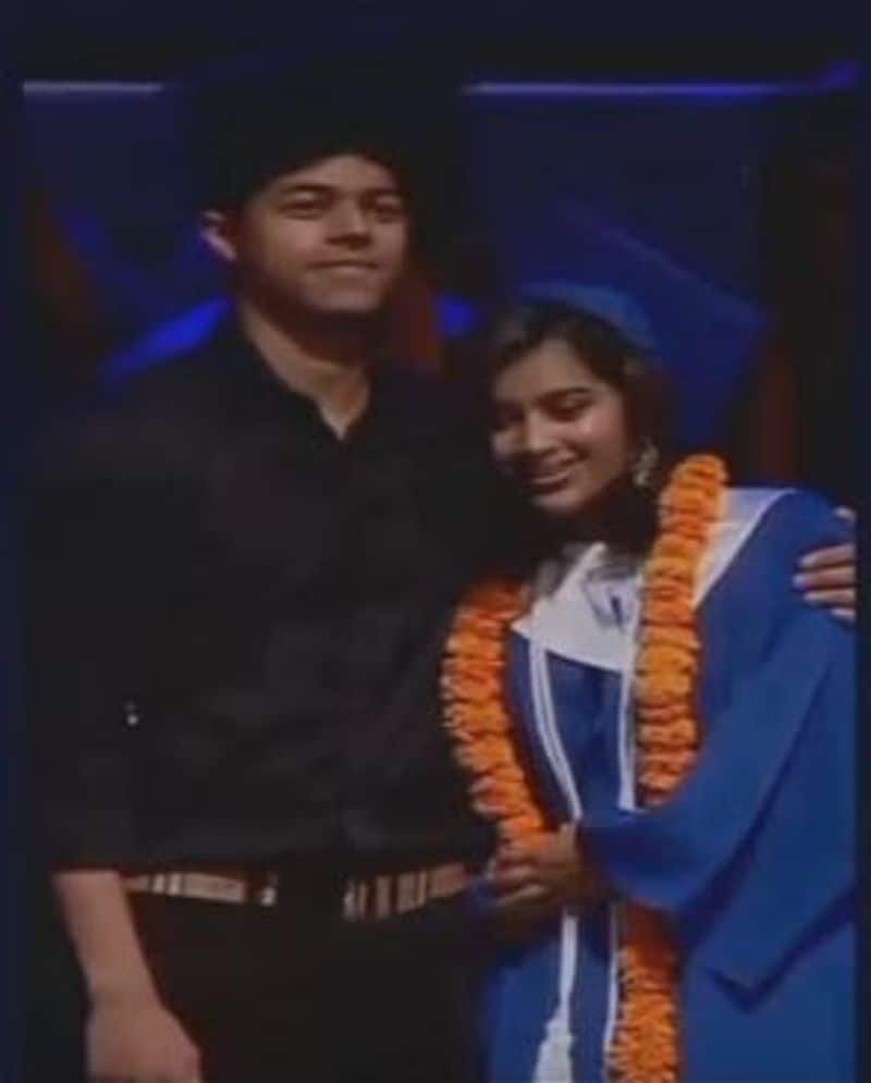 Actor Vijay daughter Divya saasha graduated from school video goes viral 