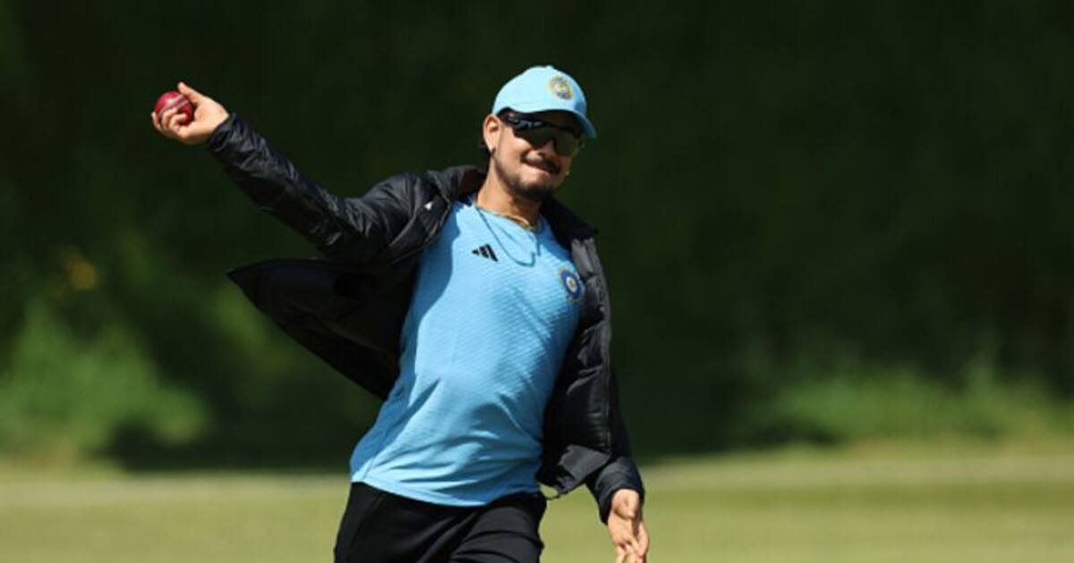 இஷான் கிஷானுக்கு வாக்களிக்கும் ரசிகர்கள்: விக்கெட் கீப்பர் யார்?