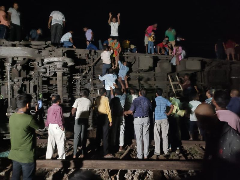 Breaking : Coromandel Express train collided with a goods train. Many people are feared dead