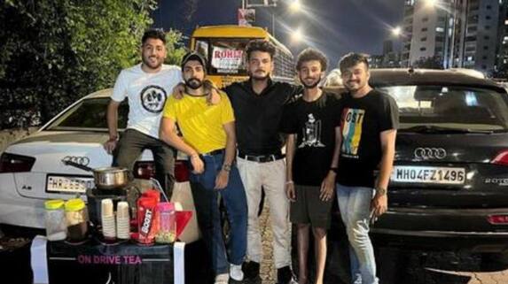 audi Tea Young people selling tea in 70 lakhs Audi cars-sak audi Tea Young people selling tea in 70 lakhs Audi cars-sak