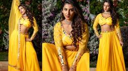 Anchor Vishnu Priya looks amazing in yellow dress dtr