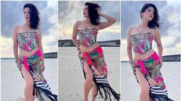 Sunny Leone shares Beach Time pic from maldives sgk 