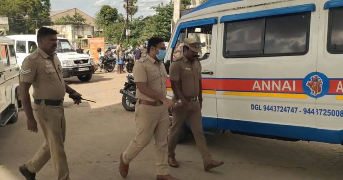 திண்டுக்கல்லில் பட்ட பகலில் இளைஞர் ஓட ஓட வெட்டி படுகொலை; அச்சத்தில் உறைந்த மக்கள்