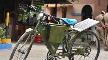Jammu Kashmir 84 year old man convert regular bicycle into Electric cycle with use of E waste ckm Jammu Kashmir 84 year old man convert regular bicycle into Electric cycle with use of E waste ckm