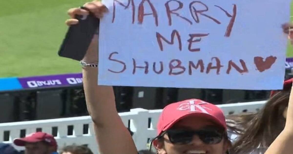 சுப்மன் கில்லை திருமணம் செய்து கொள்ள ஆசைப்பட்ட ரசிகை: ஓவலில் வைரலாகும் புகைப்படம்!