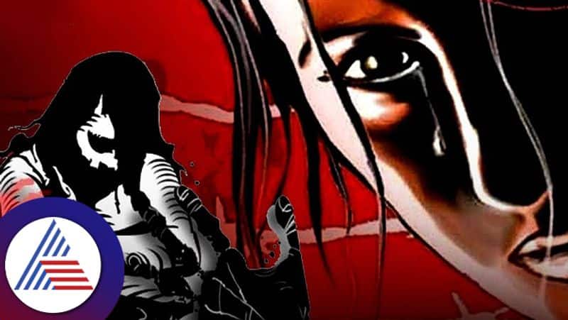Woman killed by her 17 year old lover in Dharmapuri