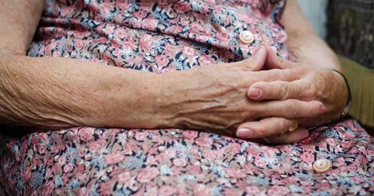 80 வயது கிழவியை தூக்கி சென்று பலாத்காரம்.. அலறியும் விடாமல் கஞ்சா போதையில் இளைஞர் செய்த கொடூரம்.!